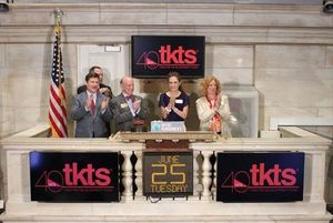 Michael Naumann, Earl D.  Weiner, Laura Osnes and Victoria Bailey Photo