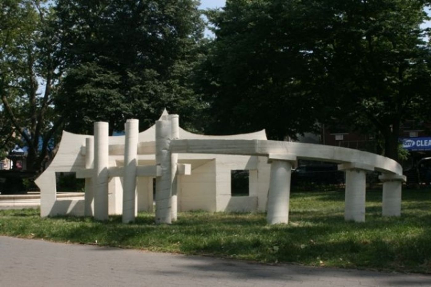 Photo Flash: Karlis Rekevics Creates Live Artwork to Celebrate Staten Island's Architecture Image