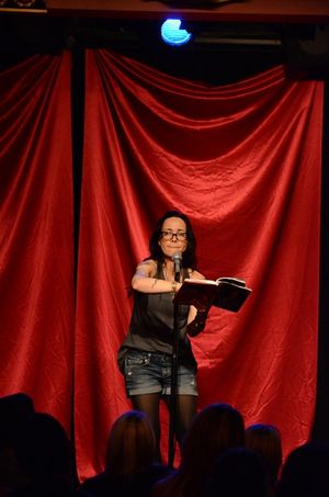 Janeane Garofalo Photo
