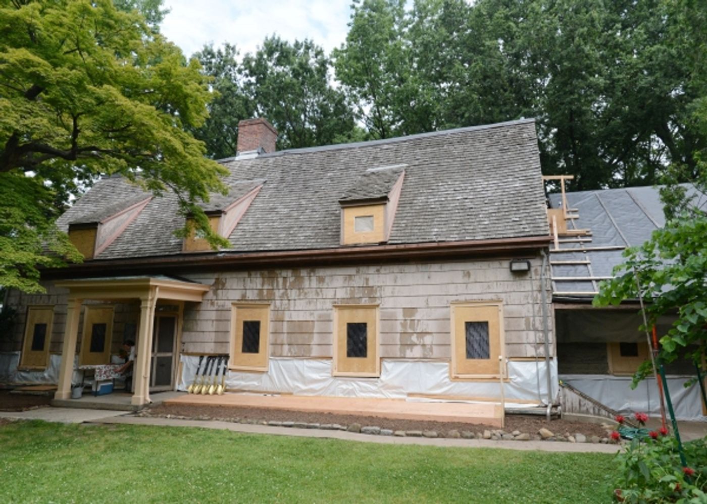Photo Flash: NYC Parks and Historic House Trust Break Ground on Bowne House Restoration Image