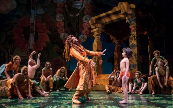 Andre de Shields (King Louie) and Akash Chopra (Mowgli) Photo