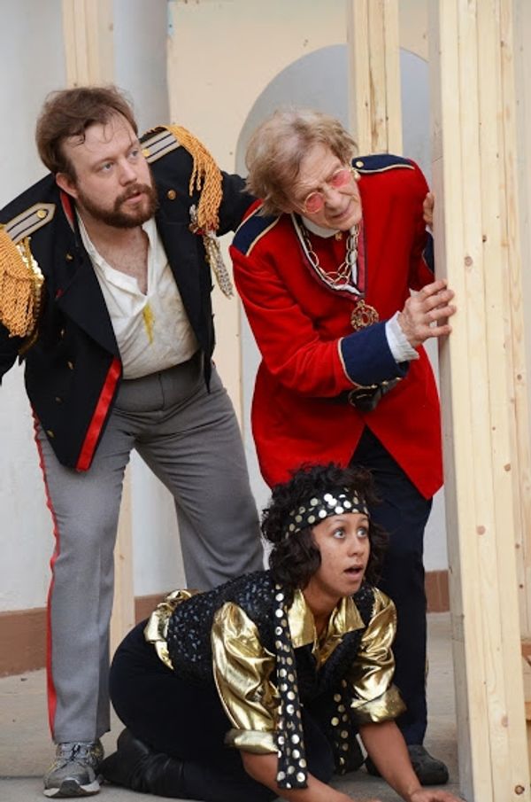 Elliot F. Fox (as Sir Toby Belch), Jay O''Leary (underneath) (as Fabian), T. Bohrer ( Photo