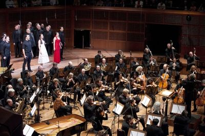 Cheyenne Jackson, Alexandra Silber, and Jessica Vosk with the San Francisco Symphony  Photo