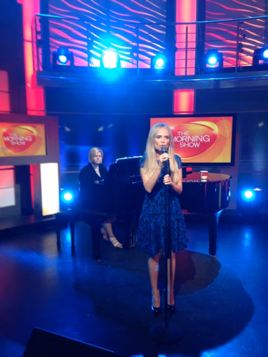 BWW Exclusive: Kristin Chenoweth's 2013 Sold-Out Australian Tour Scrapbook! Image