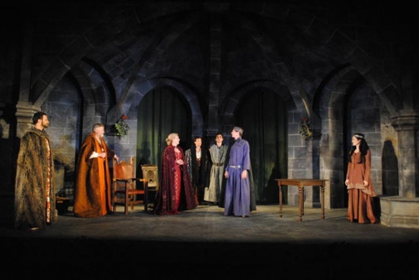 Photo Flash: First Look at Treat Williams and More in BTG's THE LION IN WINTER  Image