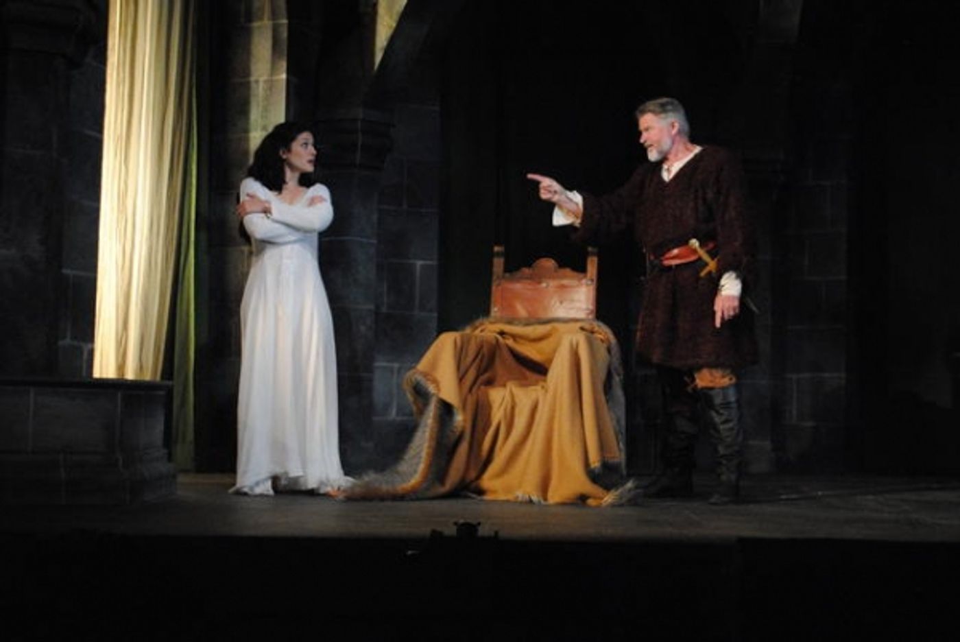 Photo Flash: First Look at Treat Williams and More in BTG's THE LION IN WINTER  Image