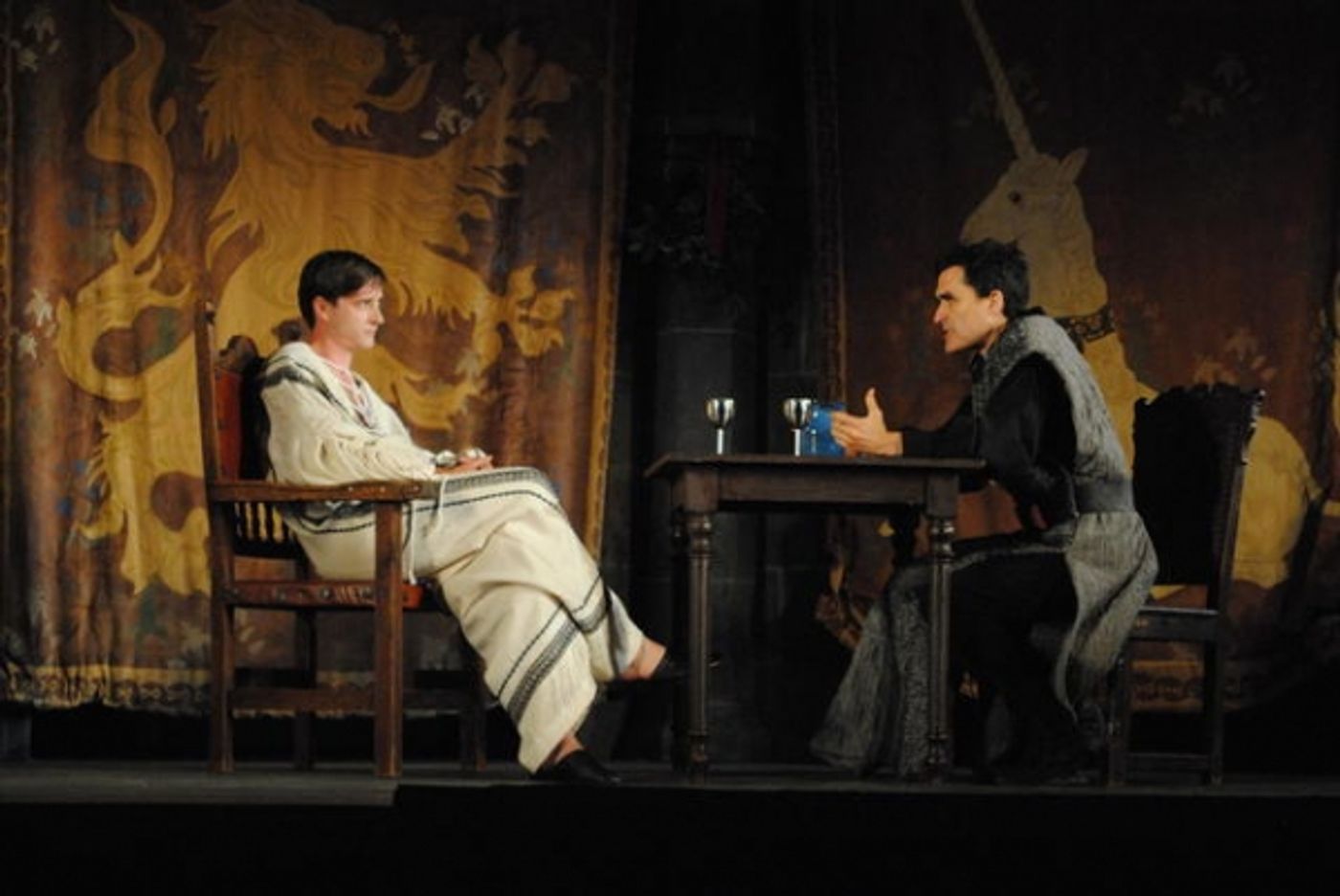 Photo Flash: First Look at Treat Williams and More in BTG's THE LION IN WINTER  Image