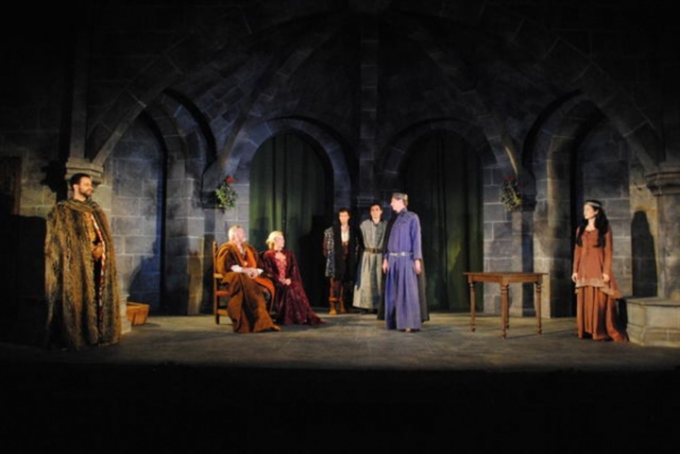 Photo Flash: First Look at Treat Williams and More in BTG's THE LION IN WINTER  Image