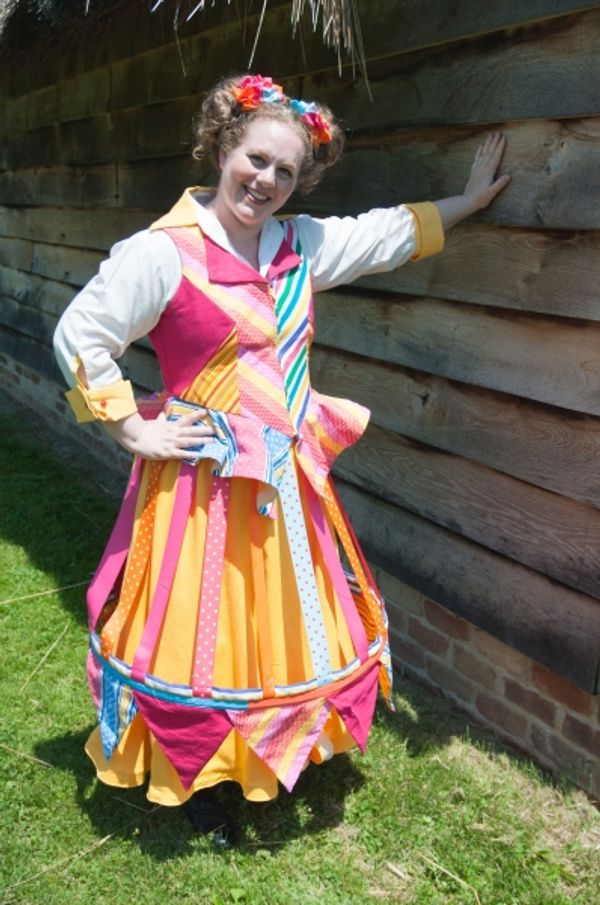 Jennie M. Jadow as Mascarill Photo