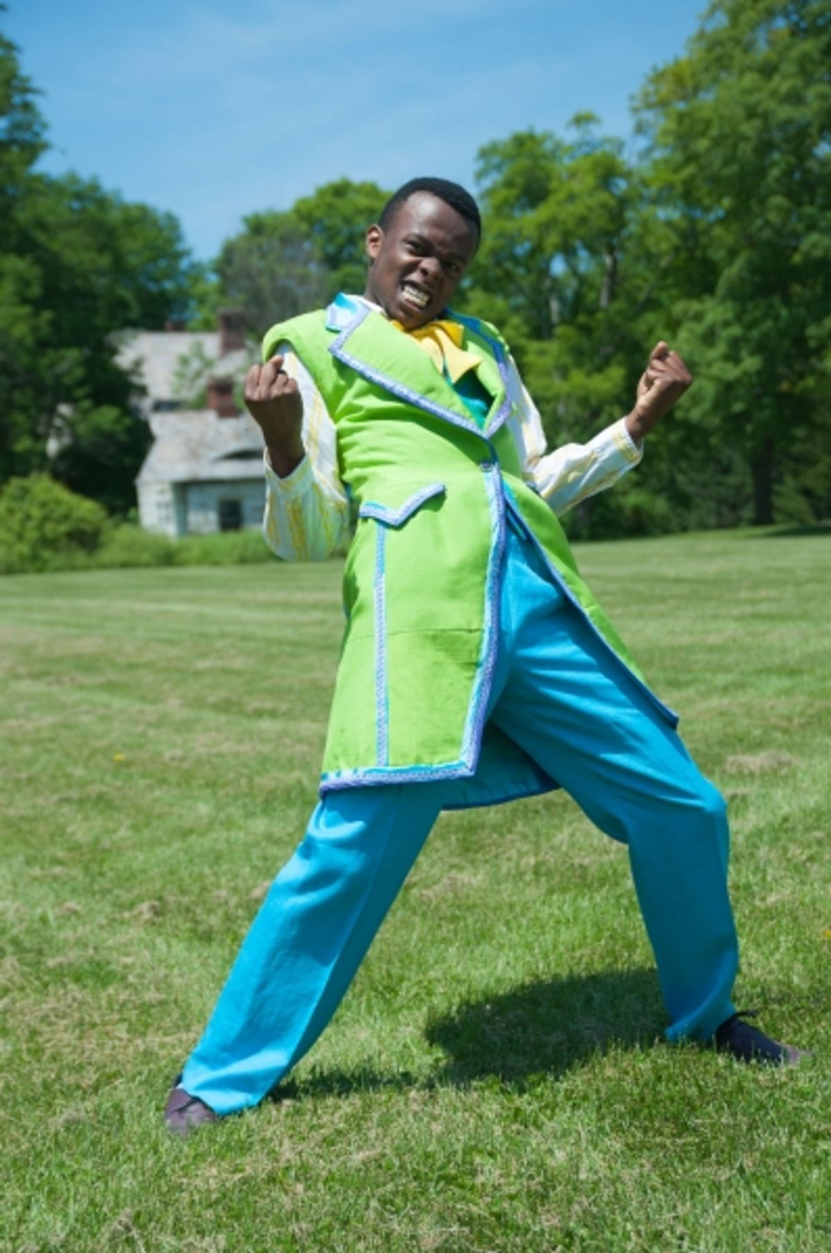 Justin Weaks as Lelio at 