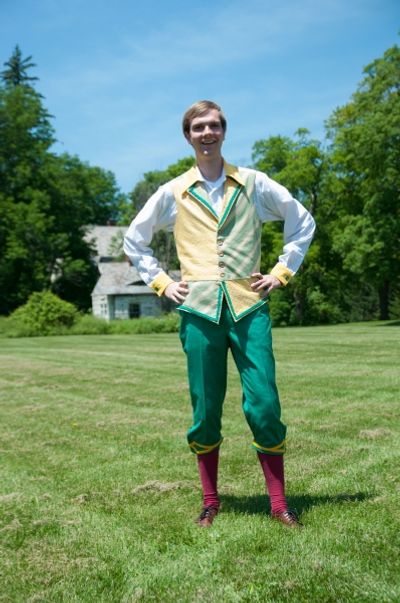 Max Dakin as Ergaste Photo
