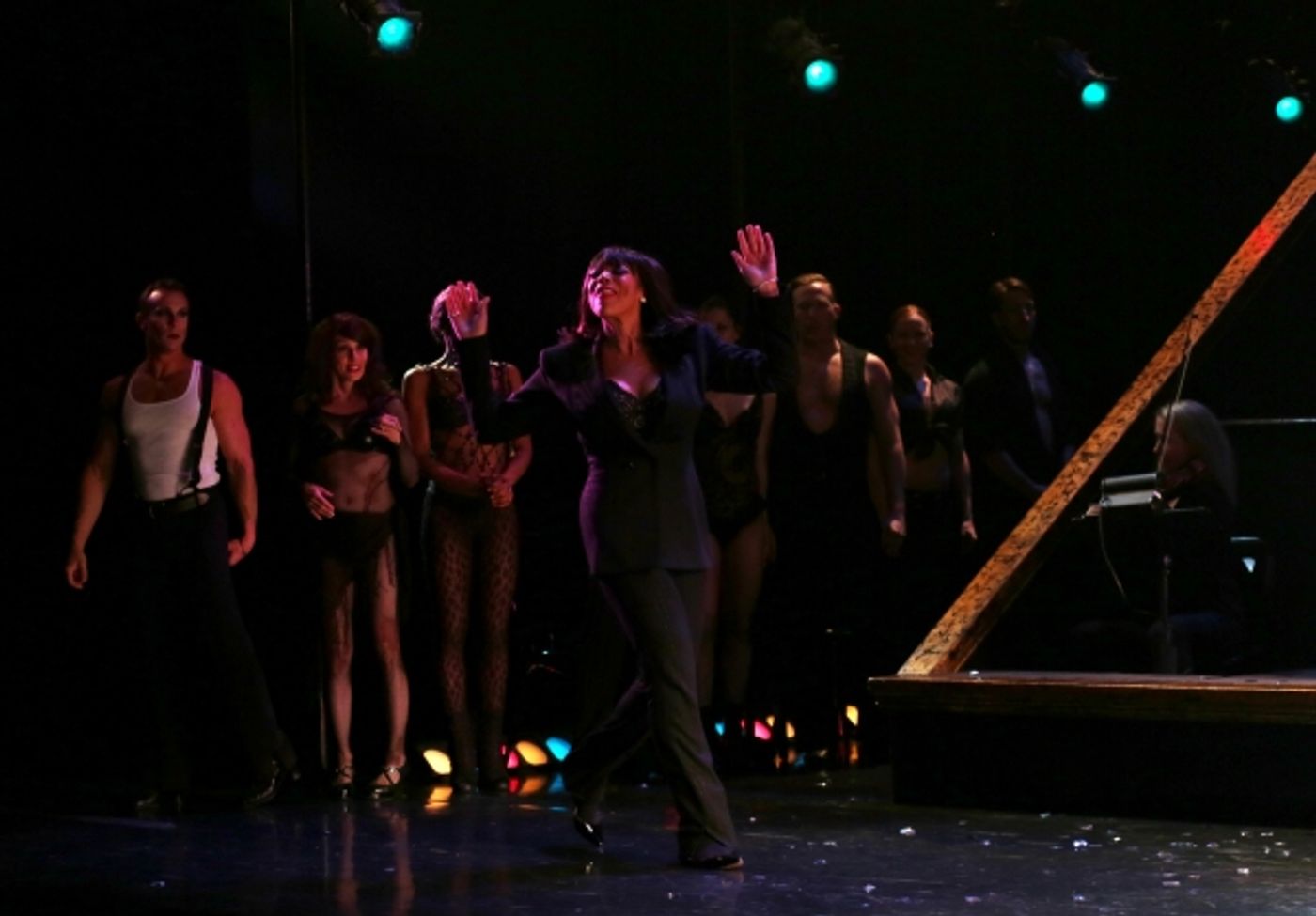 Photo Coverage: Wendy Williams Takes First Bow as 'Matron Mama Morton' in CHICAGO! Image
