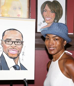 Angela Bassett @ BroadwayWorld Angela Bassett Photo
