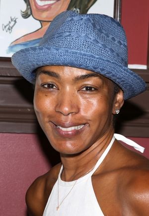Angela Bassett @ BroadwayWorld Angela Bassett Photo