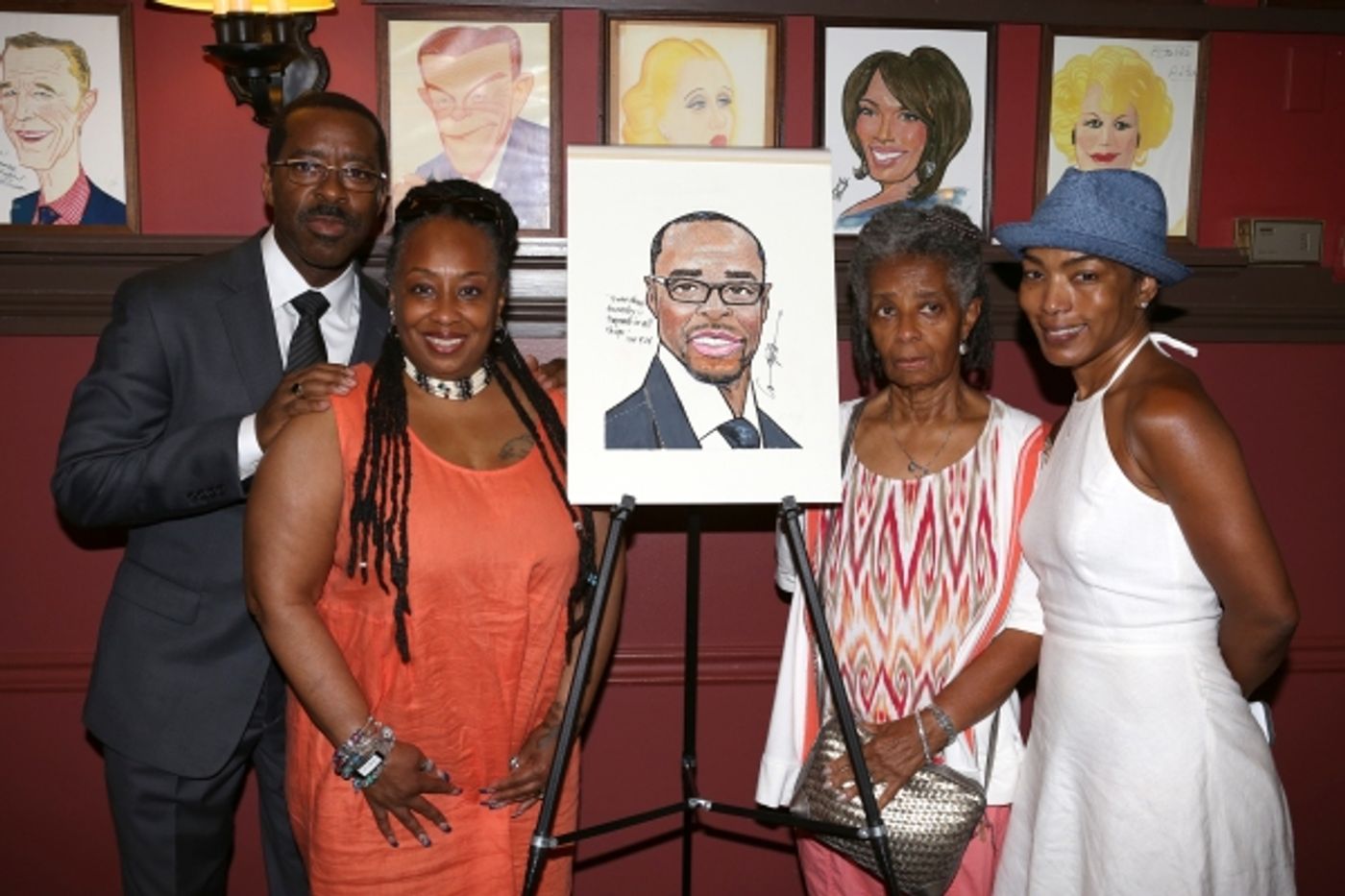 Photo Coverage: Sardi's Unveils Caricature of LUCKY GUY's Courtney B. Vance  Image