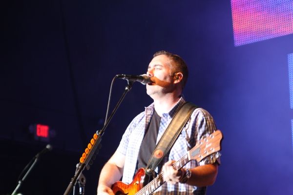 Ed Robertson Photo