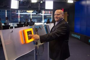 Isaac Robert Hurwitz @ BroadwayWorld Isaac Robert Hurwitz Photo