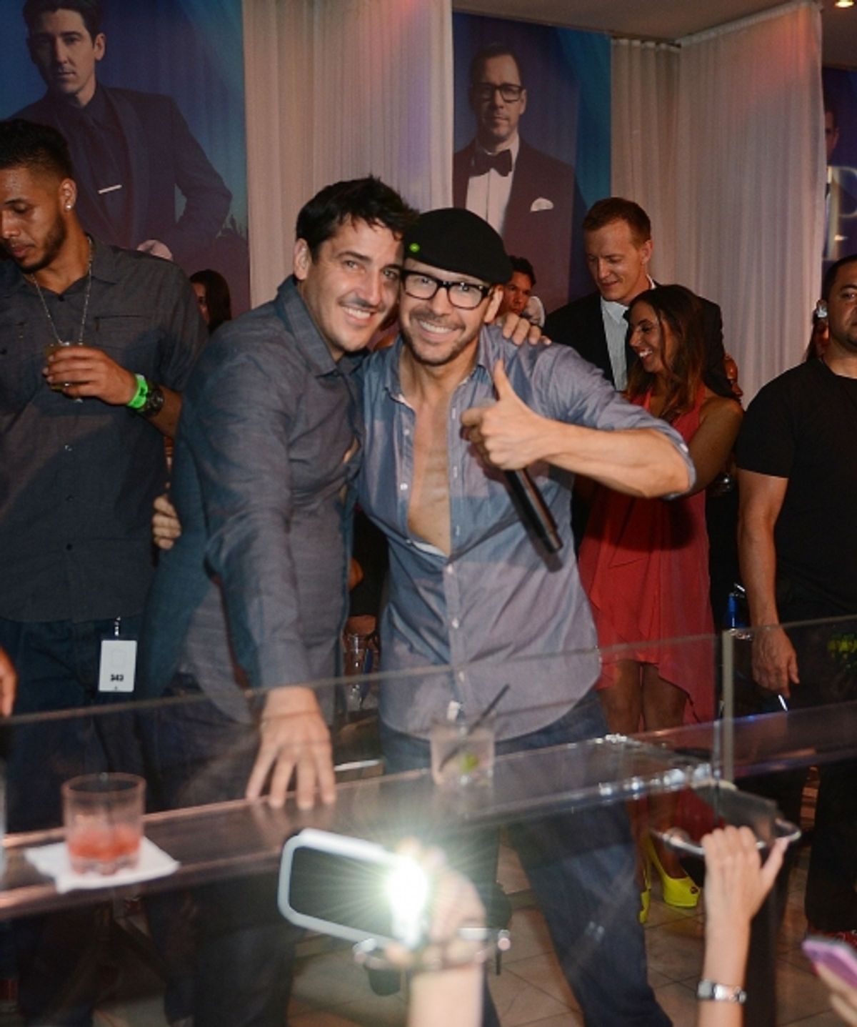 Jonathan Knight and Donnie Wahlberg at 