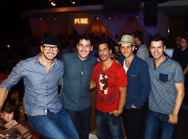 Donnie Wahlberg, Jonathan Knight, Danny Wood, Joey McIntyre and Jordan Knight Photo