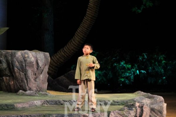 Spencer Jones  Photo