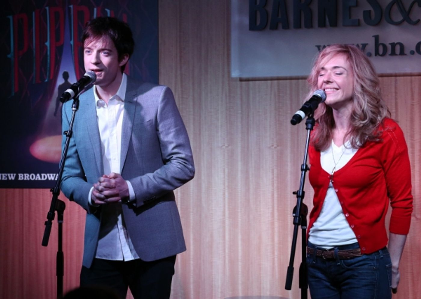 Photo Coverage: PIPPIN's Matthew James Thomas, Rachel Bay Jones & Patina Miller Perform at Barnes & Noble!  Image
