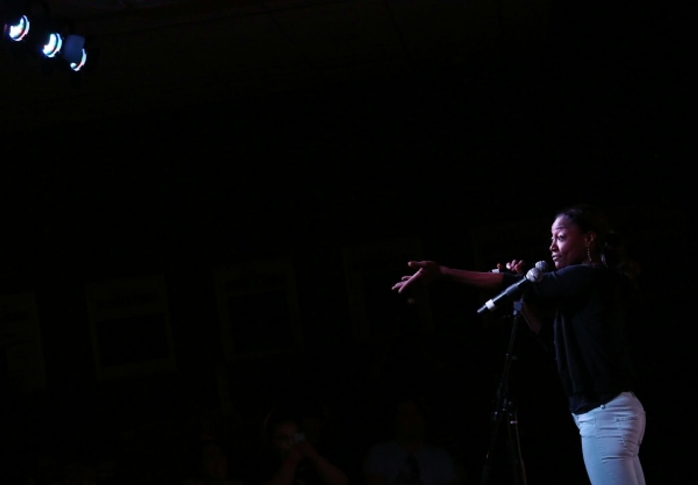 Photo Coverage: PIPPIN's Matthew James Thomas, Rachel Bay Jones & Patina Miller Perform at Barnes & Noble!  Image