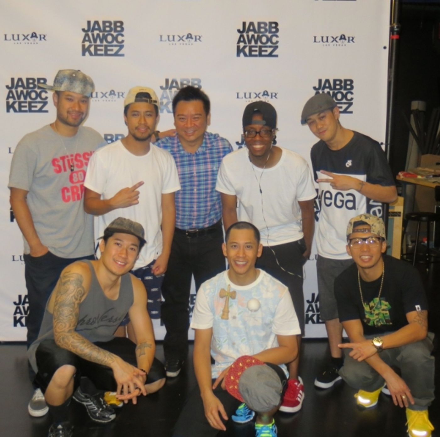 Photo Flash: Usher and Rex Lee Visit Jabbawockeez Show in Las Vegas  Image