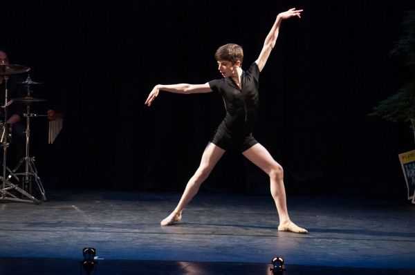 An Original Solo by Peter Mazurowski Photo