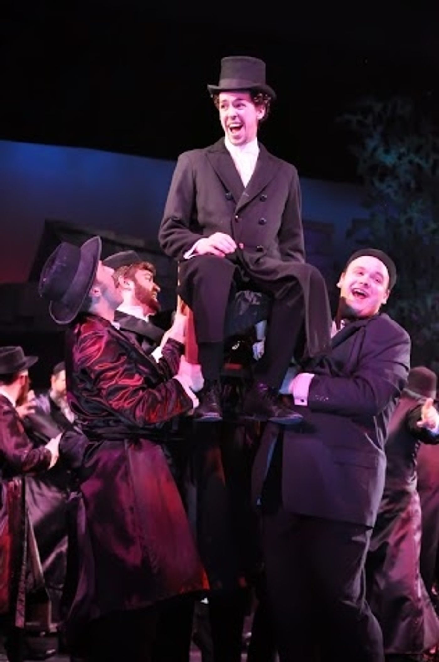 Photo Flash: First Look at Scott Wahle, Donna Sorbello and More in Reagle Music Theatre's FIDDLER ON THE ROOF  Image