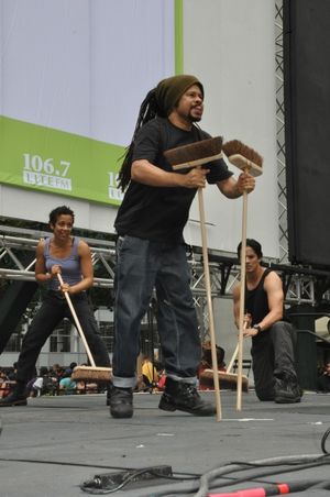 Marivaldo Dos Santos (Stomp) @ BroadwayWorld Marivaldo Dos Santos (Stomp) Photo