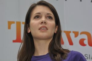 Heidi Giberson @ BroadwayWorld Heidi Giberson Photo