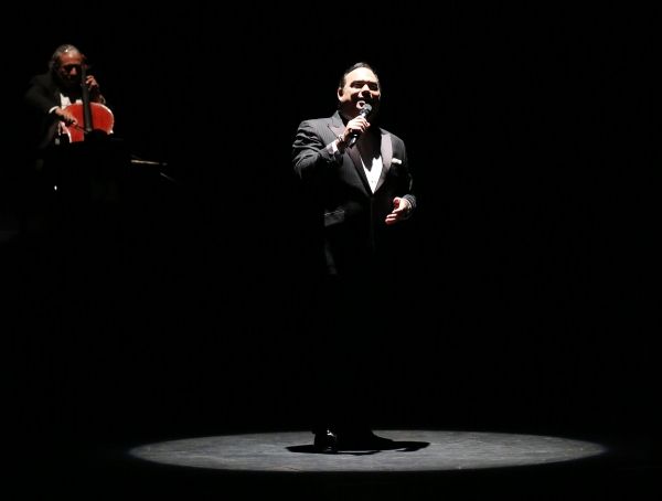 Gilberto Santa Rosa Photo