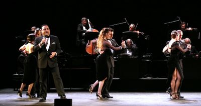 Gilberto Santa Rosa with the Ensemble Cast Photo
