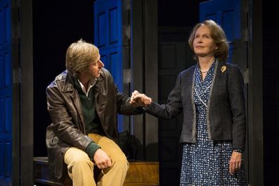  Jake Weber (Kerner) and Kate Burton (Hapgood) Photo
