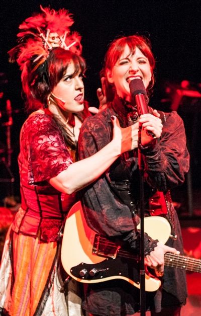 Gillian Shelly (The Gypsy) Debra Buonaccorsi (Charlotte Bronte) Photo