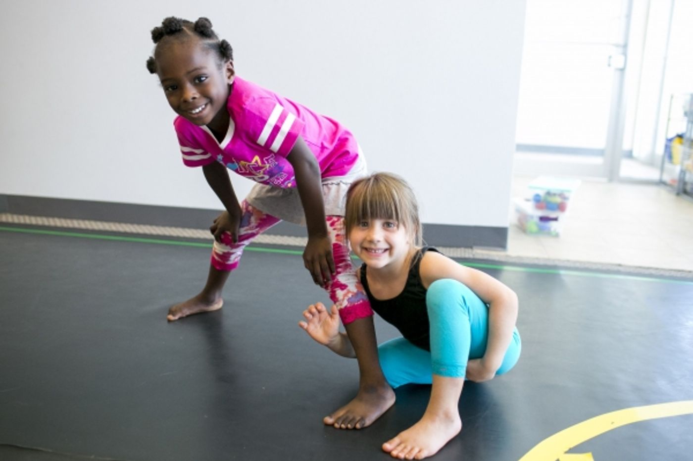 Photo Flash: Hubbard Street Youth Dance Program Enjoys Record Growth; Offers Open House, 9/7  Image