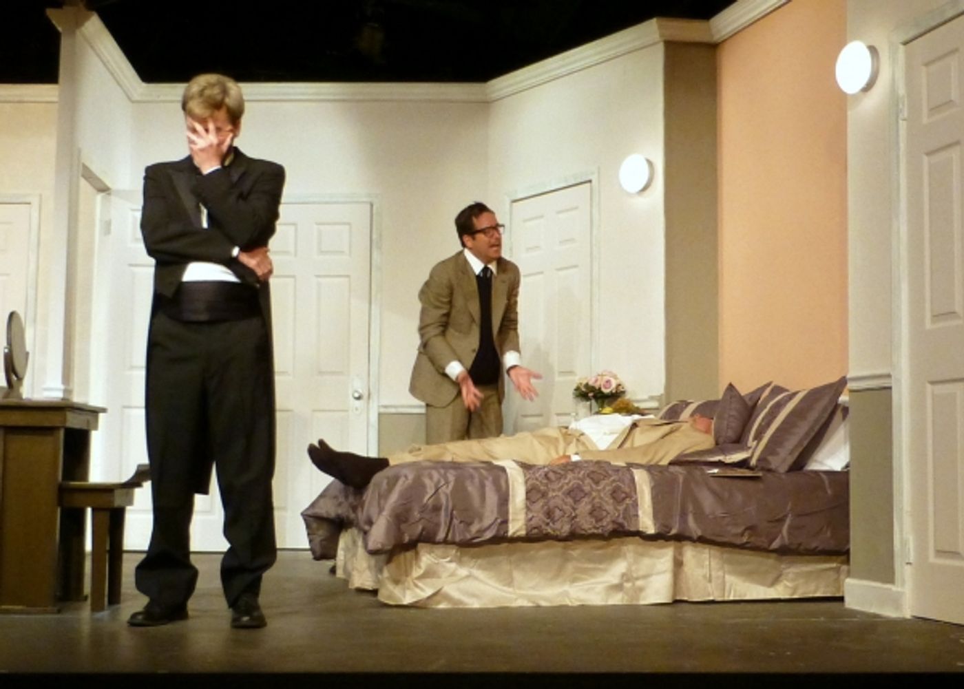 Photo Flash: Sneak Peek at Kentwood Players LEND ME A TENOR at the Westchester Playhouse Image