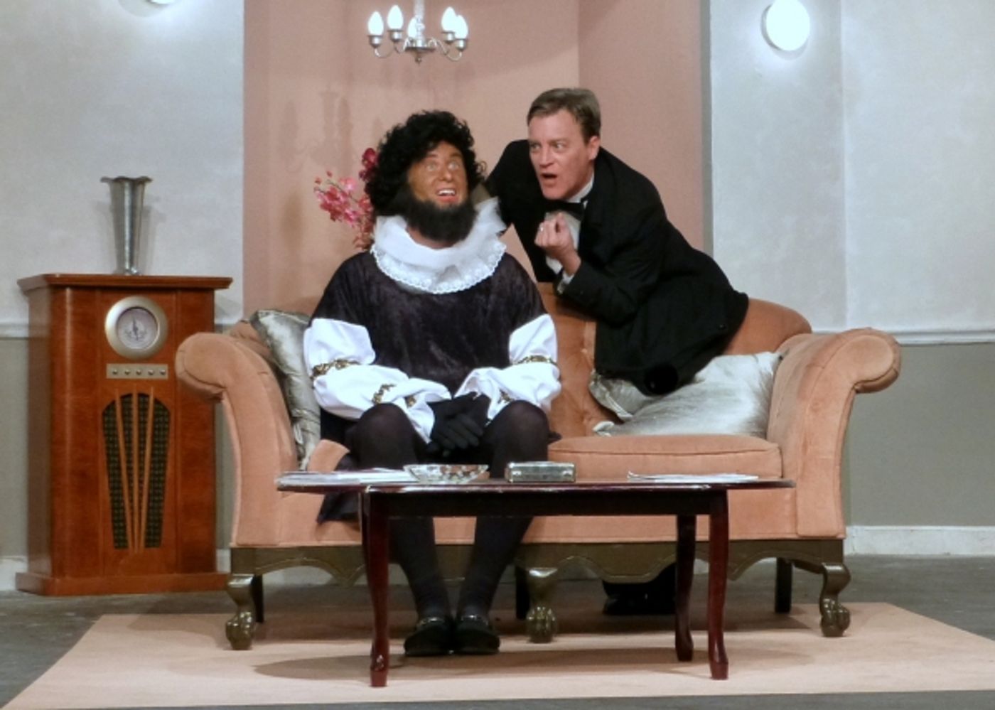 Photo Flash: Sneak Peek at Kentwood Players LEND ME A TENOR at the Westchester Playhouse Image