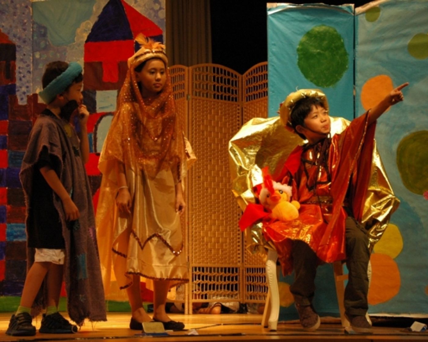Photo Coverage: Beijing Playhouse Academy of Performing Arts Kids Theatre Camp Performance of Ali Baba and the Forty Thieves Image