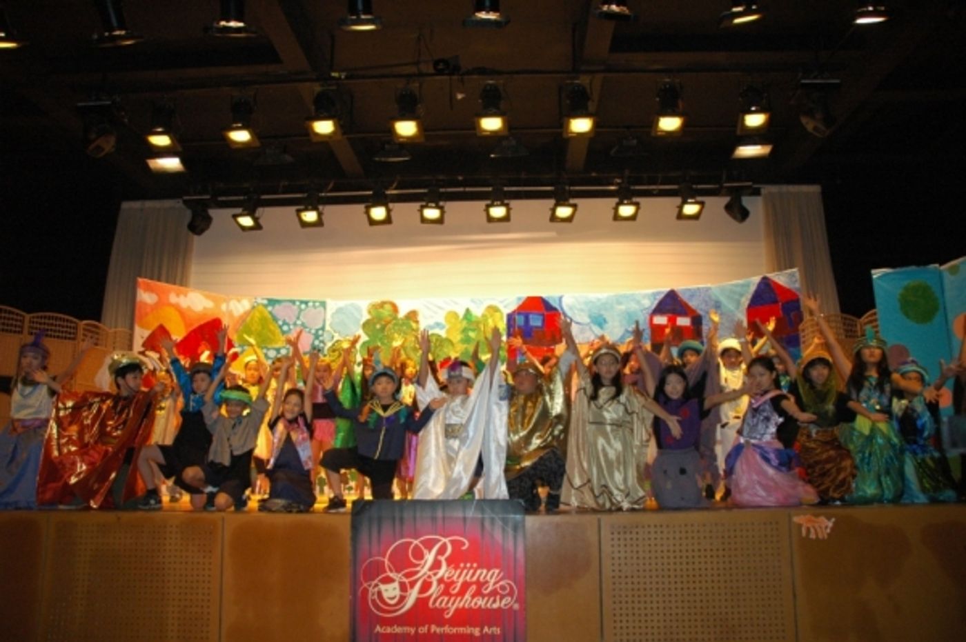 Photo Coverage: Beijing Playhouse Academy of Performing Arts Kids Theatre Camp Performance of Ali Baba and the Forty Thieves  Image