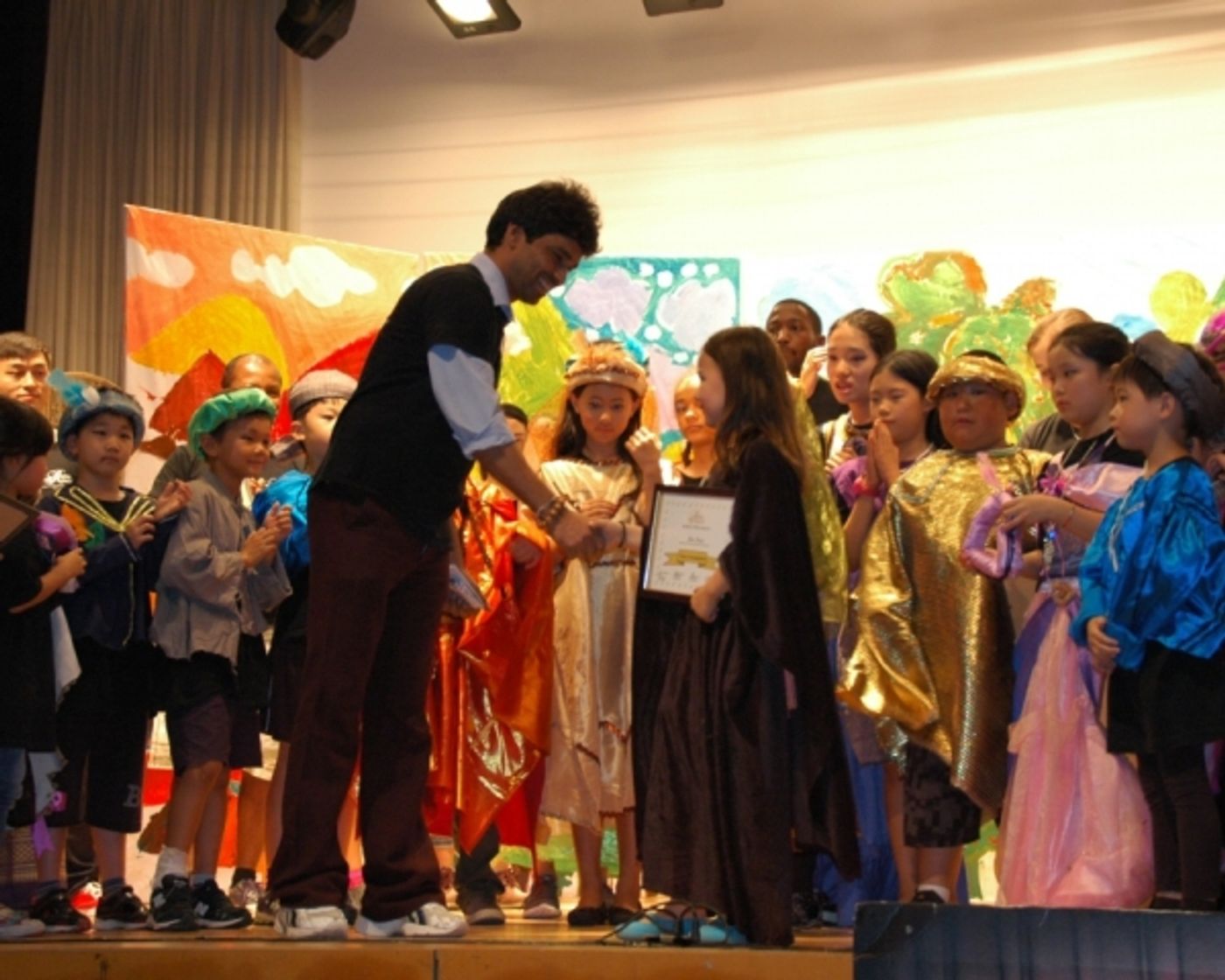 Photo Coverage: Beijing Playhouse Academy of Performing Arts Kids Theatre Camp Performance of Ali Baba and the Forty Thieves  Image