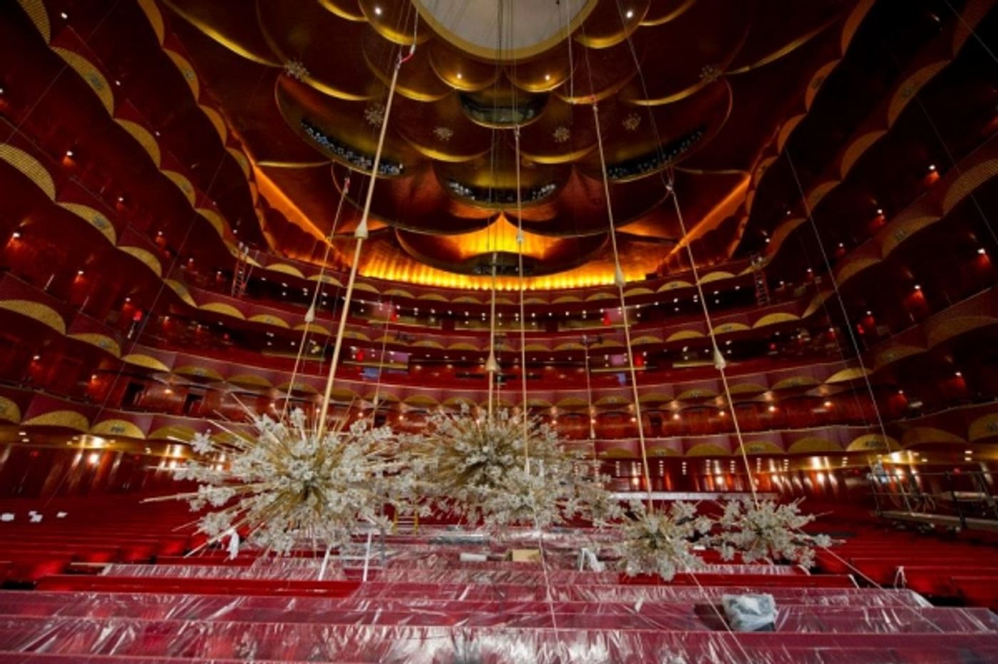 Photo Flash: Chandelier Cleaning at the Metropolitan Opera Image