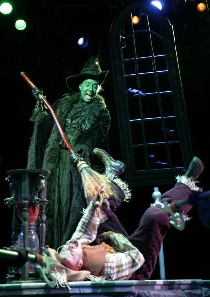 Photos: First Look at Danielle Bowan, David Coffee and More in NSMT's THE WIZARD OF OZ — photo 2 of 10
