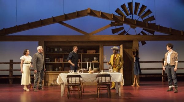 Danielle Skraastad as Lizzie Curry, John Judd as H. C. Curry, Peter Douglas as Noah C Photo