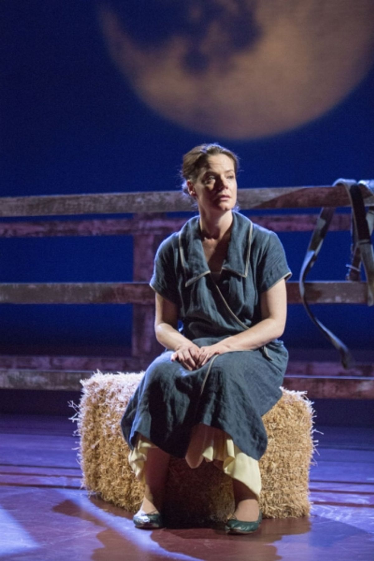 Danielle Skraastad as Lizzie Curry  at 