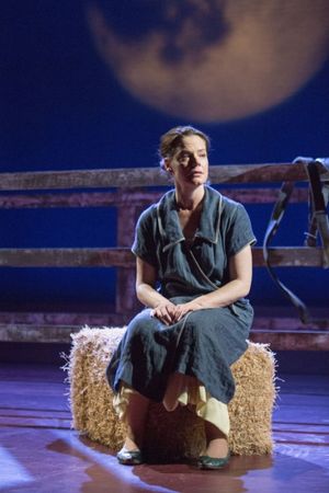 Danielle Skraastad as Lizzie Curry  Photo