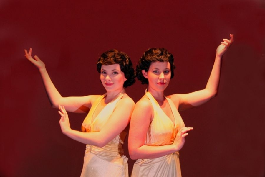 Photo Flash: First Look at Molly Franco and Chloe Voreis in SIDE SHOW Image