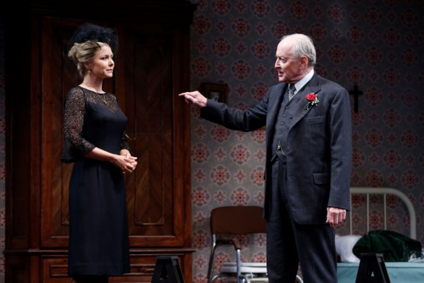 Photo Flash: First Look at Liv Rooth and More in Westport Country Playhouse's LOOT  Image