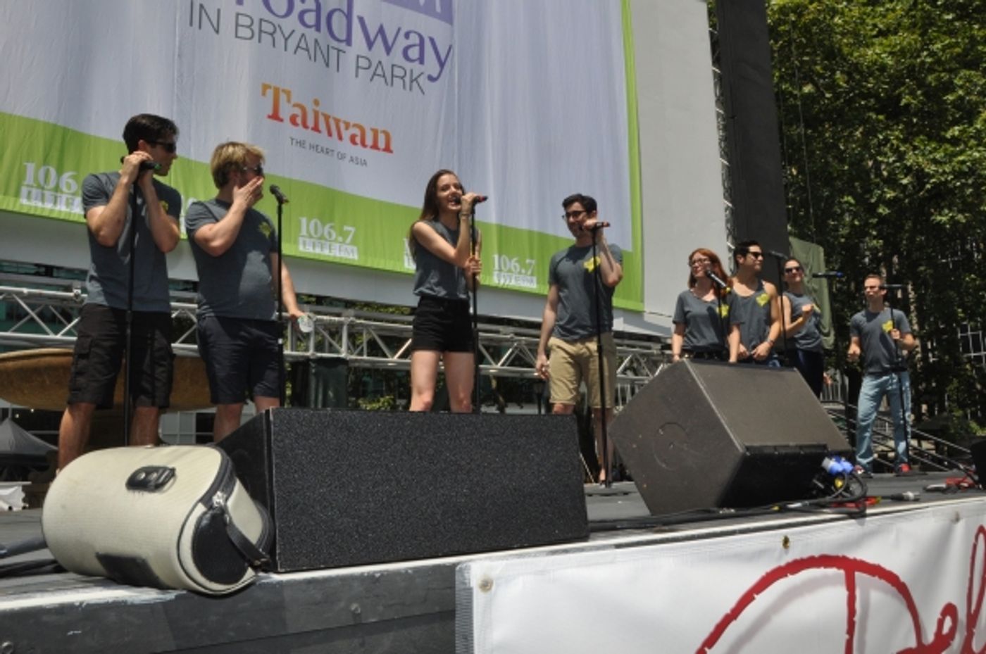 Photo Coverage: CHICAGO, THE PHANTOM OF THE OPERA,  F#%KING UP EVERYTHING & SISTAS Visit Broadway In Bryant Park!  Image