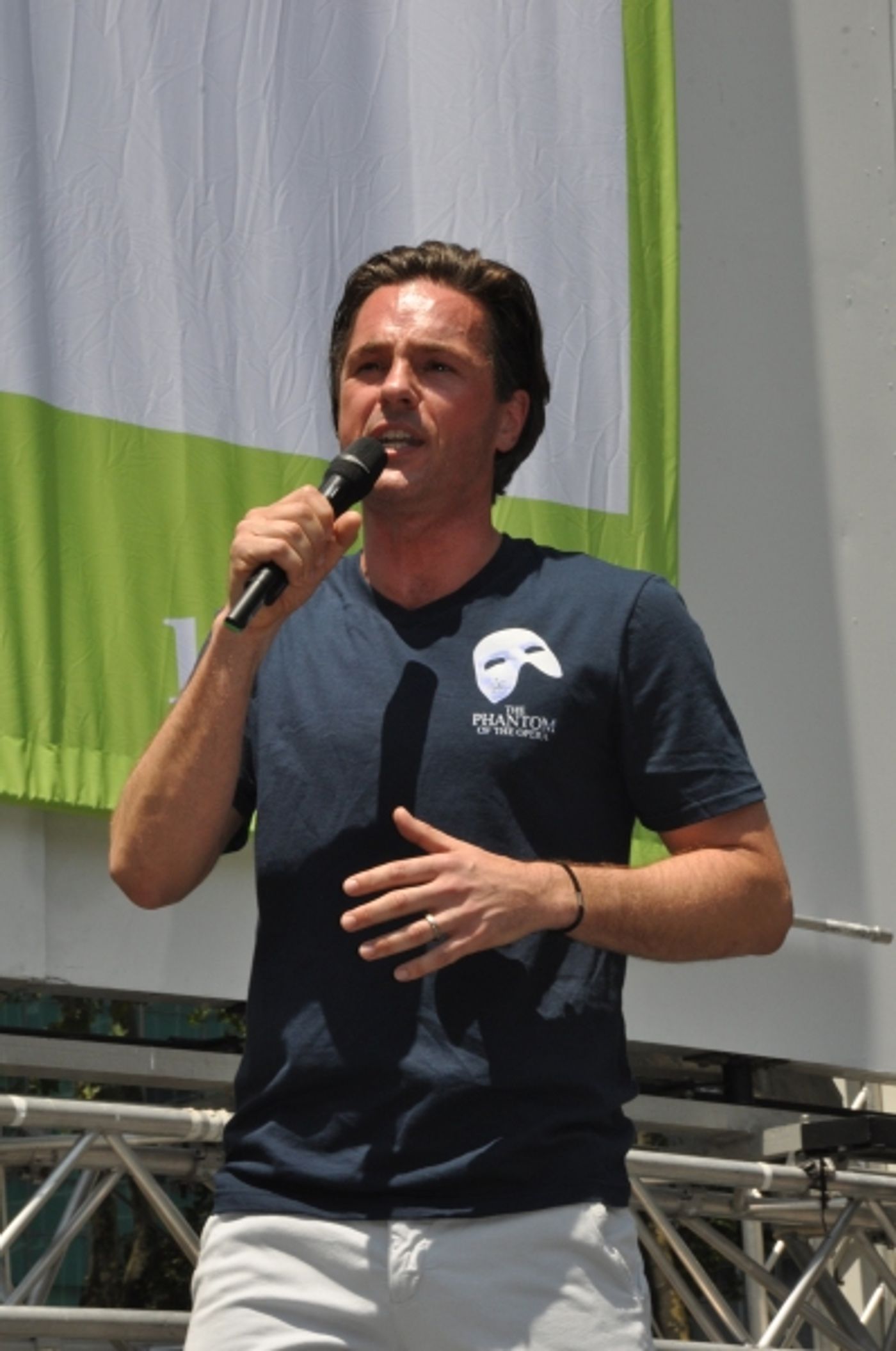 Photo Coverage: CHICAGO, THE PHANTOM OF THE OPERA,  F#%KING UP EVERYTHING & SISTAS Visit Broadway In Bryant Park!  Image